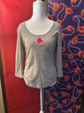 MLB Women's Gray Scoop Neck Tee Boston Red Sox